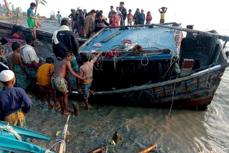 নব দম্পতিসহ ট্রলারডুবিতে ৭ জনের মরদেহ উদ্ধার