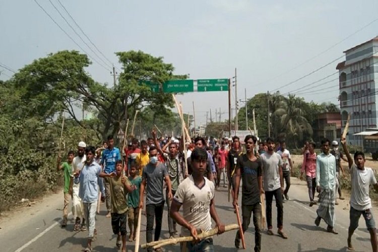 ব্রাহ্মণবাড়িয়ায় হেফাজতের সঙ্গে পুলিশের ফের সংঘর্ষ, নিহত ২