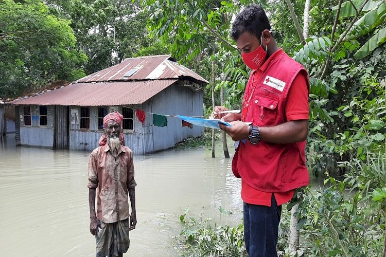 ঘূর্ণিঝড় ইয়াস : ক্ষতিগ্রস্ত ১০ হাজার পরিবারের পাশে রেড ক্রিসেন্ট