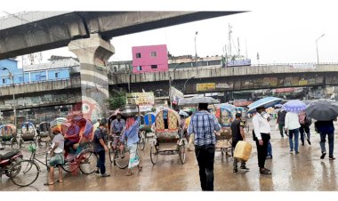 লকডাউন : রাস্তায় যানবাহন ও মানুষের সংখ্যা বেড়েছে