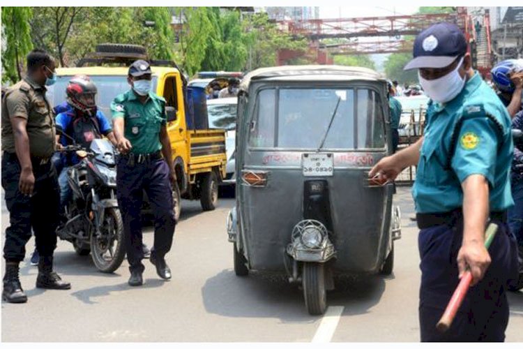 লকডাউন : ৭ম দিনে ঢাকায় ১১০২ জন গ্রেপ্তার