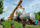 ১২ ঘণ্টা পর ঢাকা-খুলনা রুটে ট্রেন চলাচল শুরু