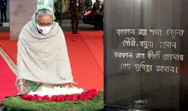 স্বদেশ প্রত্যাবর্তন দিবস উপলক্ষে বঙ্গবন্ধুর প্রতি প্রধানমন্ত্রীর শ্রদ্ধা