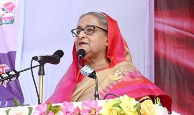 আওয়ামী লীগ-বিএনপি’র মধ্যে কোন তুলনা হতে পারে না : প্রধানমন্ত্রী