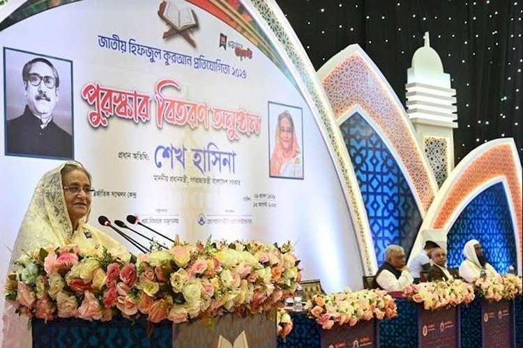 জঙ্গিবাদ ও সন্ত্রাস বন্ধে আলেম-ওলামাদের সহযোগিতা প্রত্যাশা প্রধানমন্ত্রীর