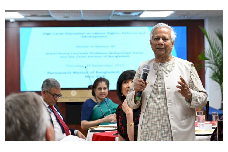 উচ্চপর্যায়ের নৈশভোজে অংশগ্রহণ প্রধান উপদেষ্টার