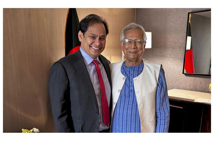 প্রধান উপদেষ্টার সঙ্গে স্ন্যাপচ্যাটের সাবেক সিএসও ইমরান খানের সাক্ষাৎ